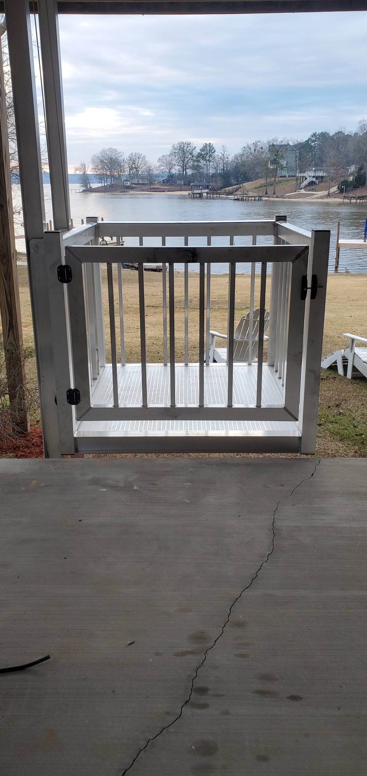 outdoor residential lift