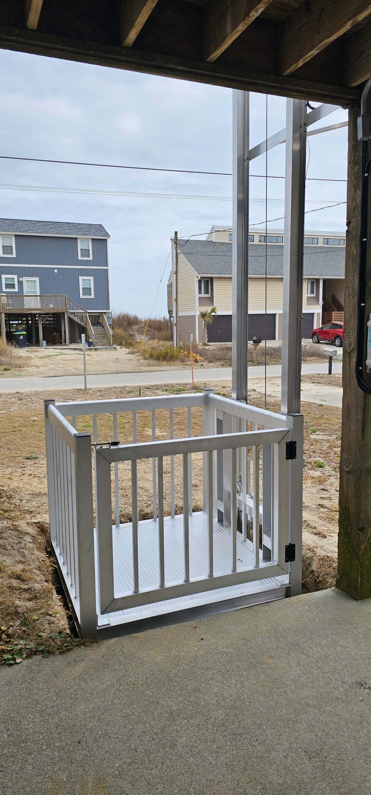 outdoor residential lift