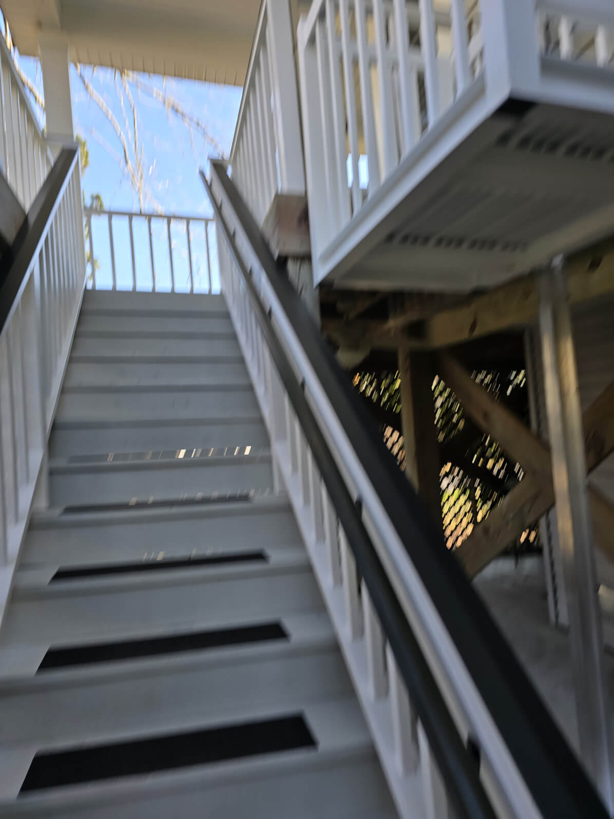 outdoor residential lift